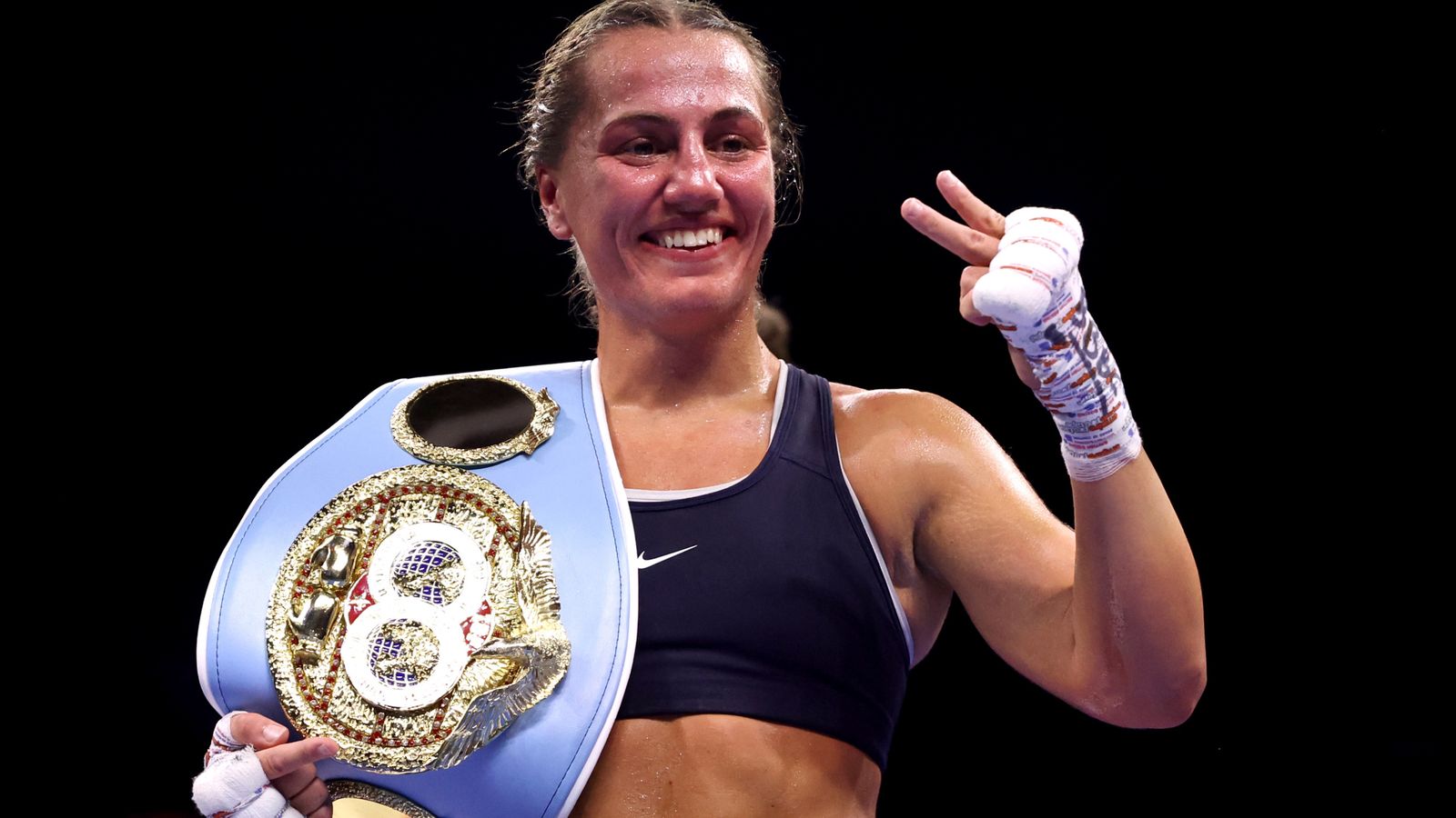 Elliie Scotney became a unified world champion in Manchester with her unanimous points victory